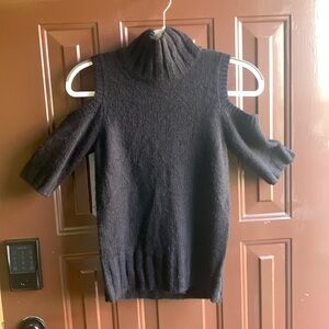 Cute cut-out shoulder black sweater -Express. Size S
